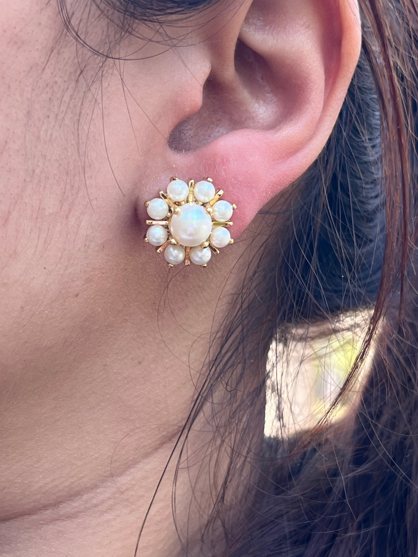 Pearl floral studs