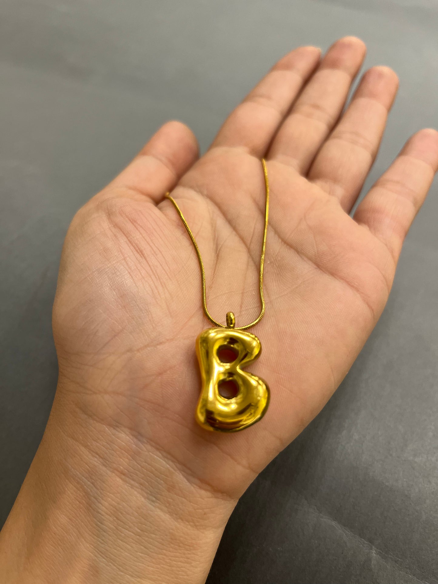 Alphabet B with Chain