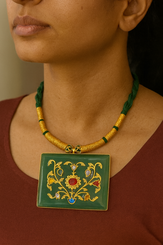 Green Jade Carving Necklace