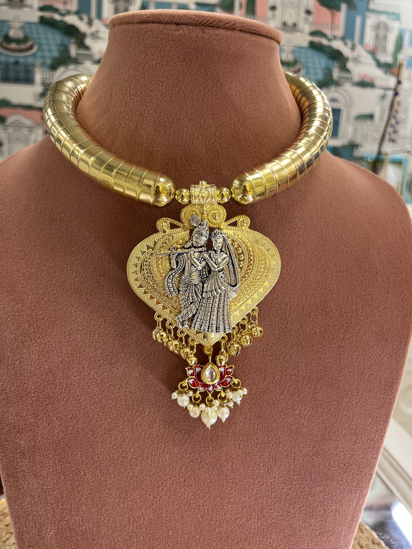 Radha Krishna Gold Hasli