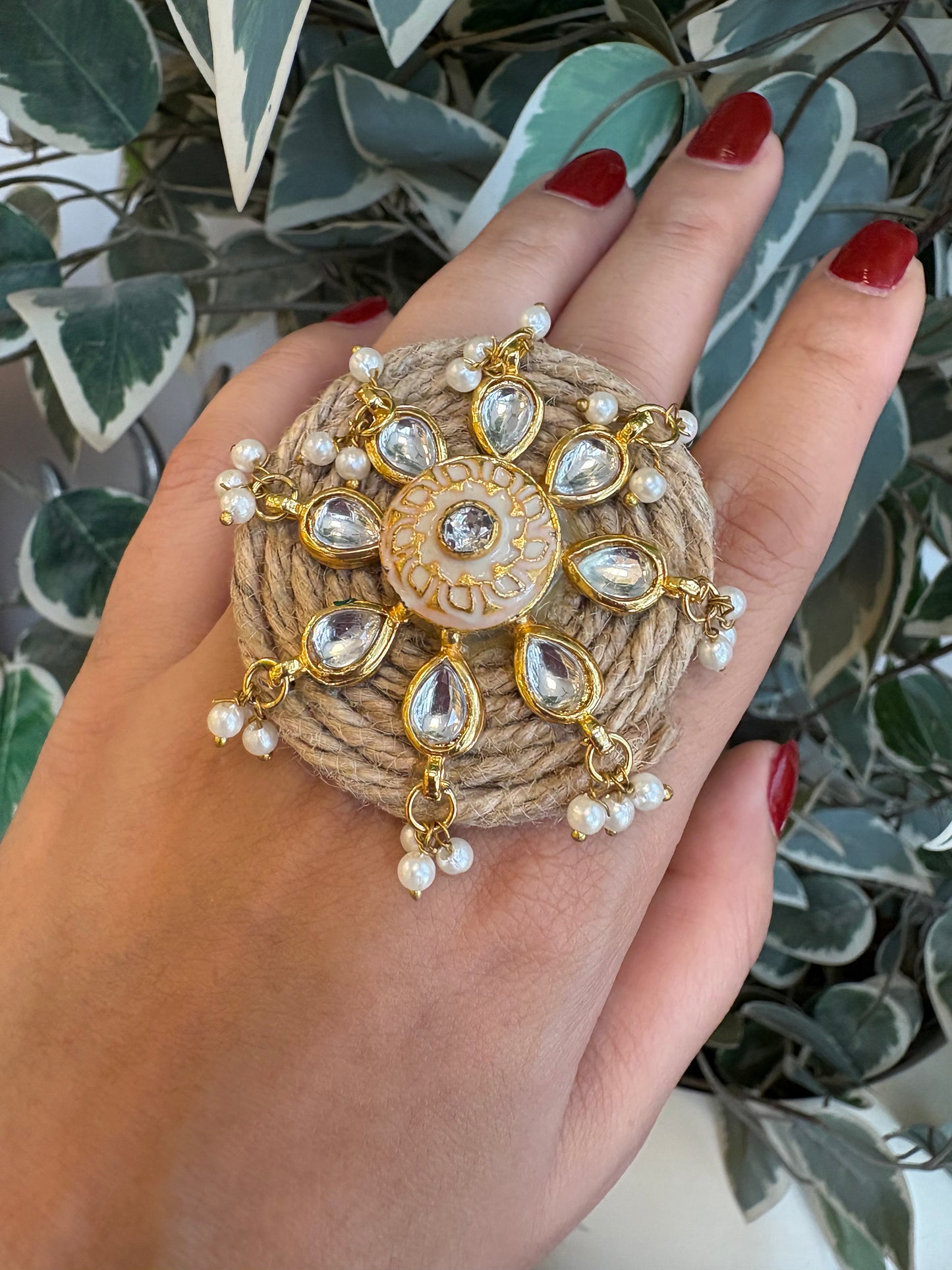 Kundan jute ring