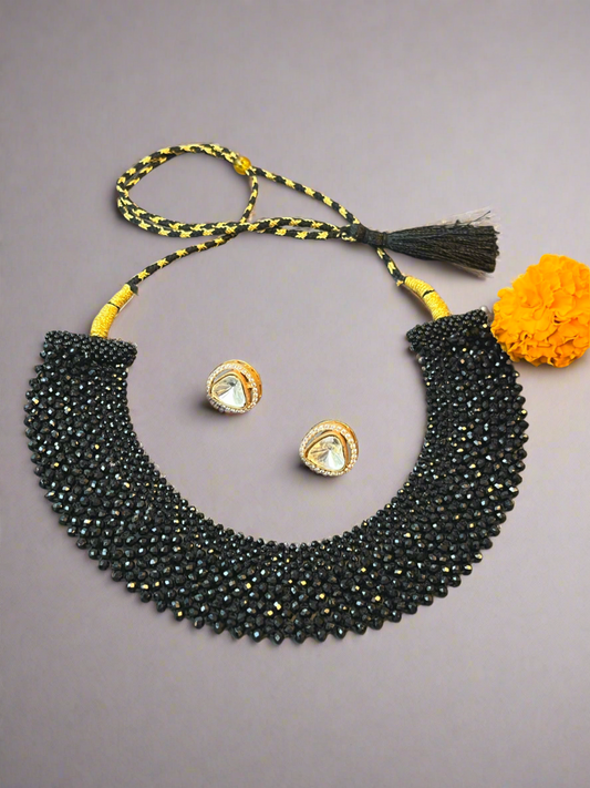 Black chique choker set