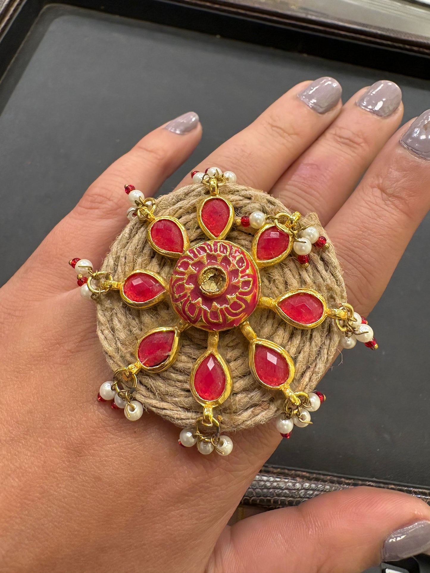 Red star Jute Ring