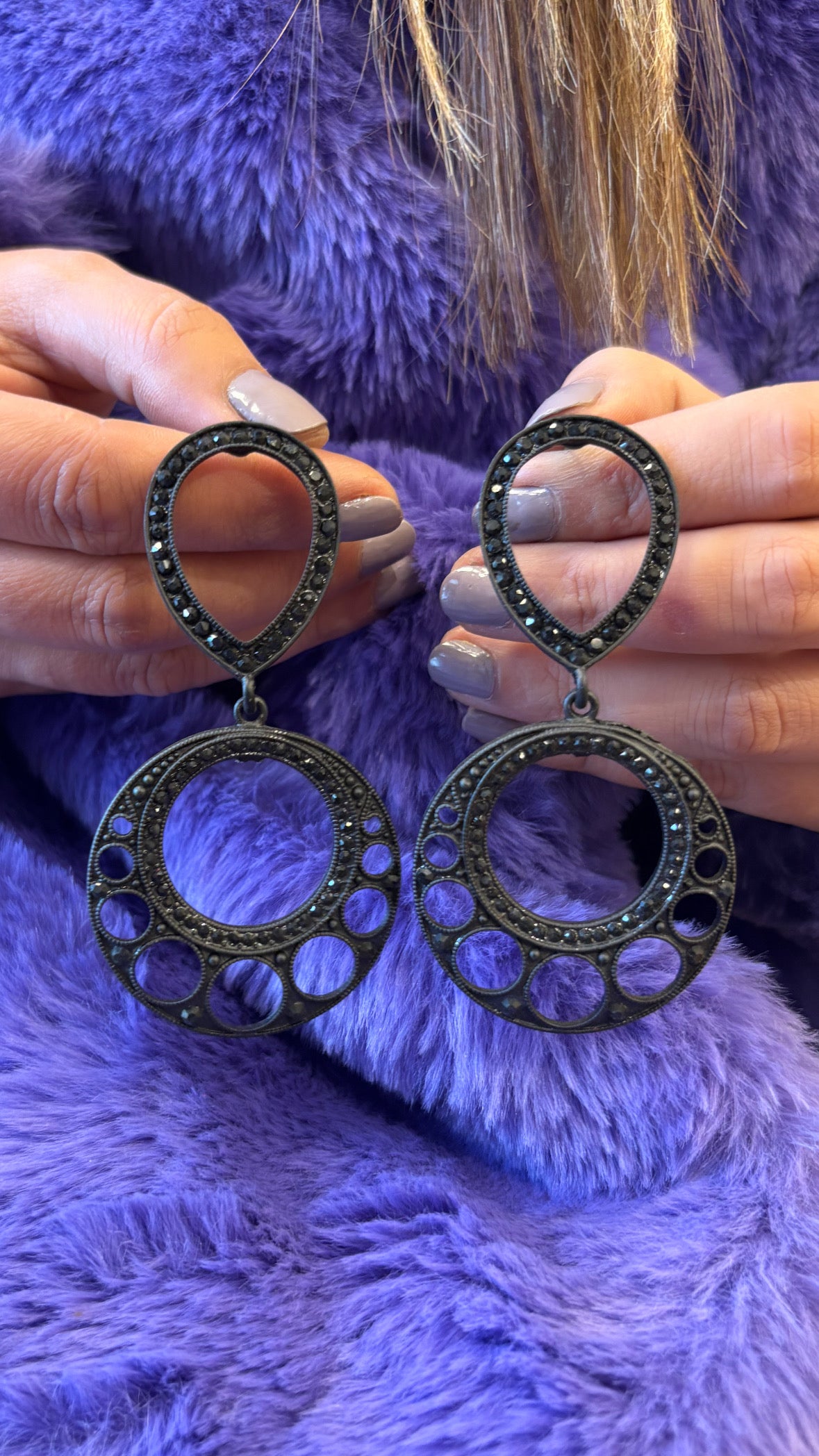 Black stylish Earrings