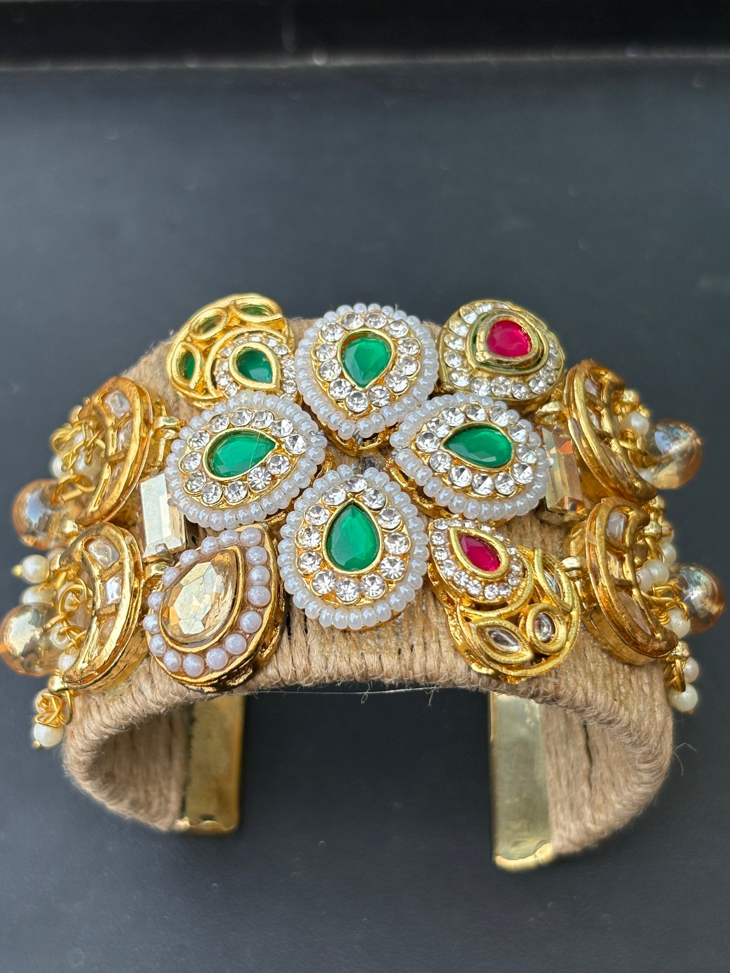 Jute traditional handcuff