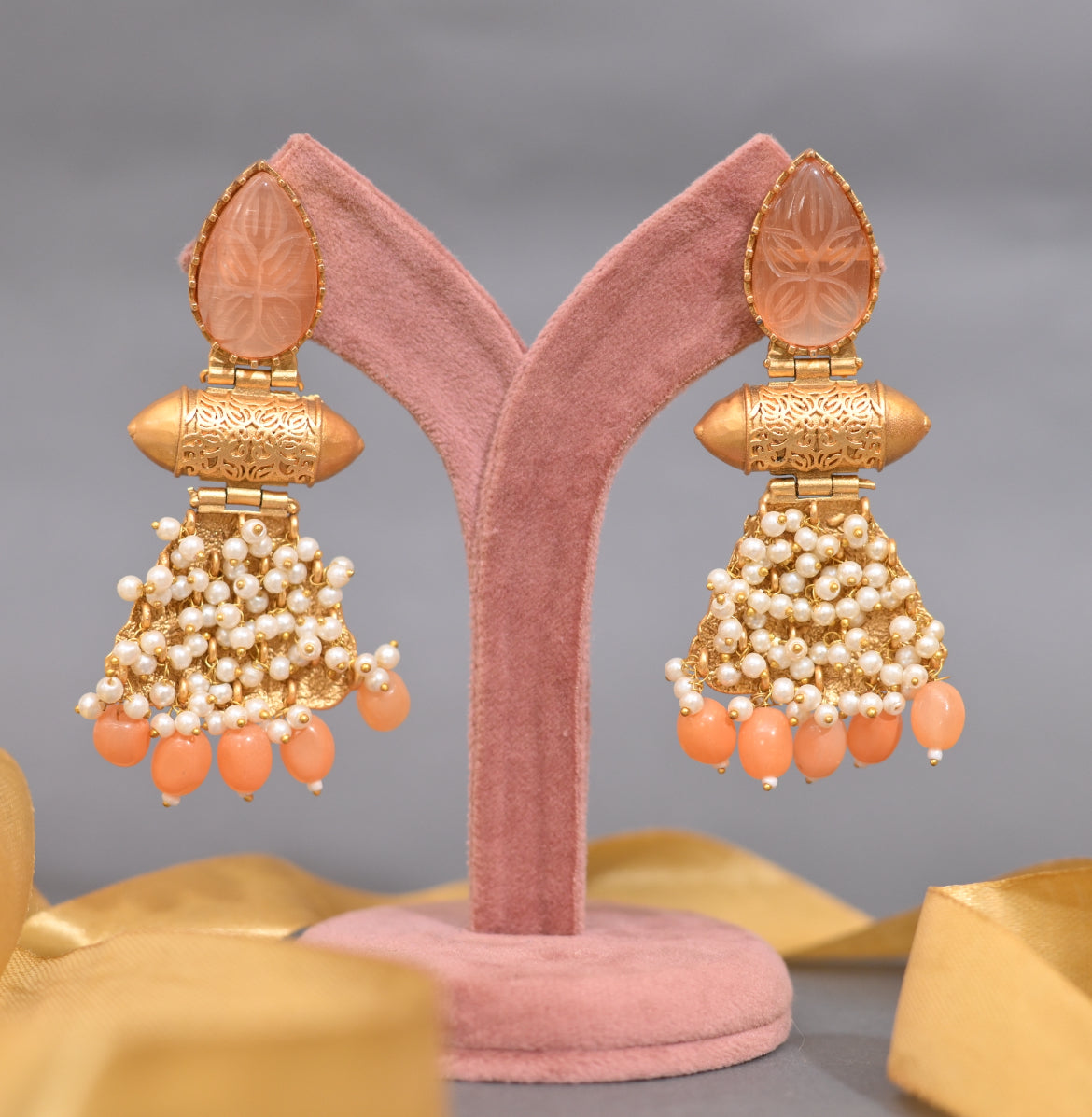 Season's Special Stylish Earrings - Kiwibymusskan