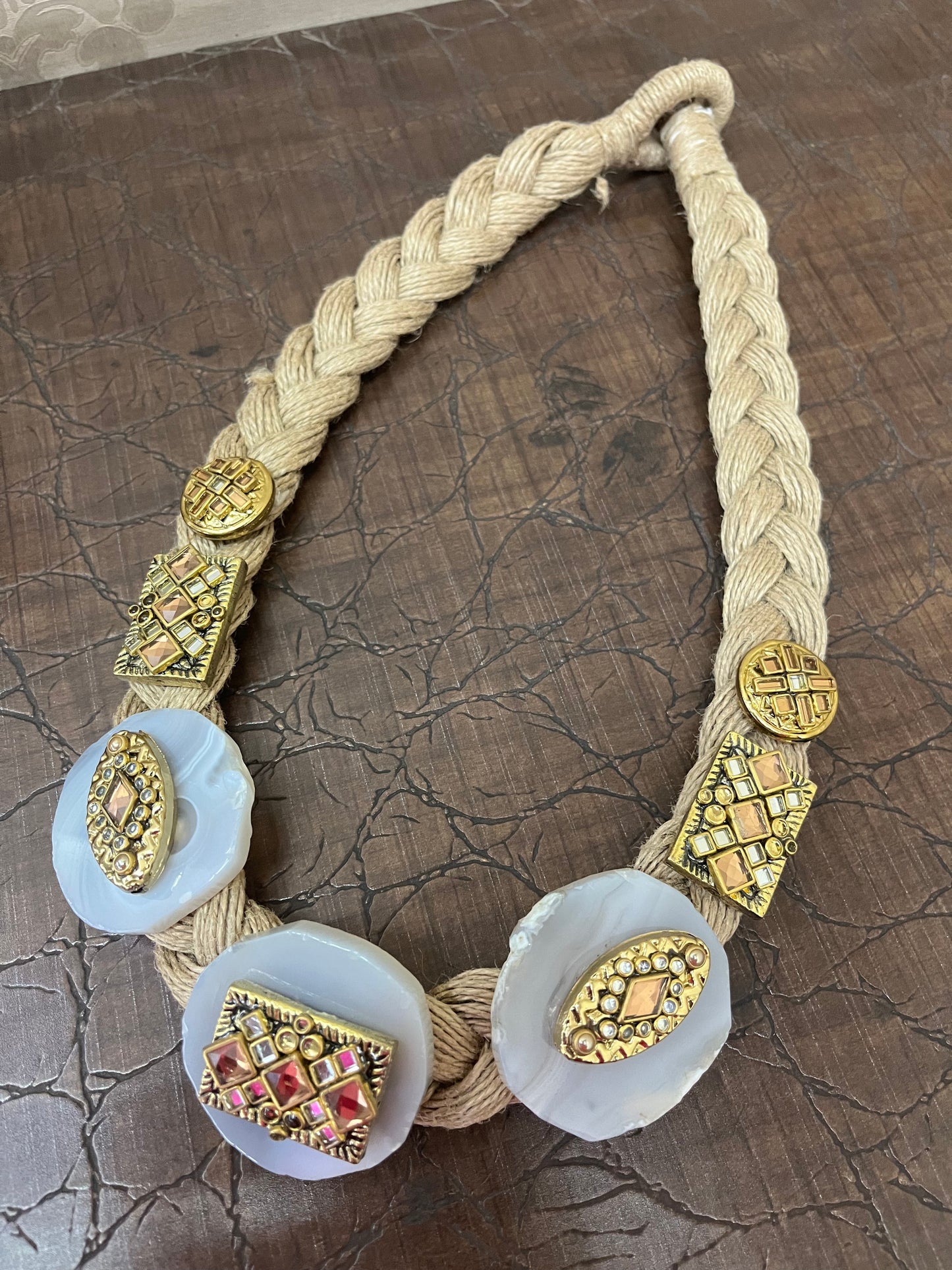 Aiget Jute Necklace