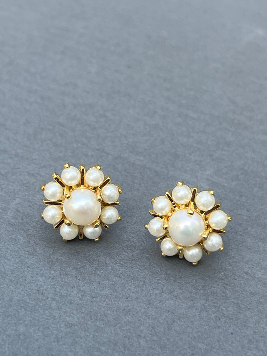 Pearl floral studs