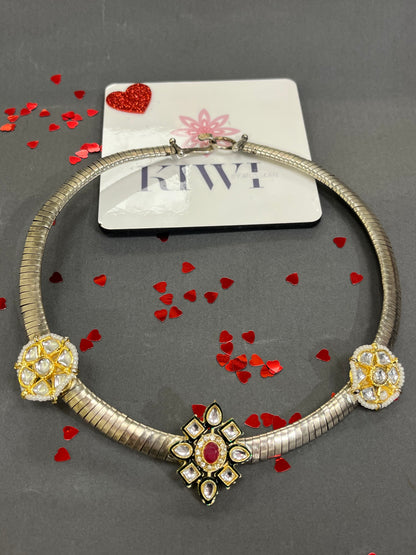 Silver kundan Hasli