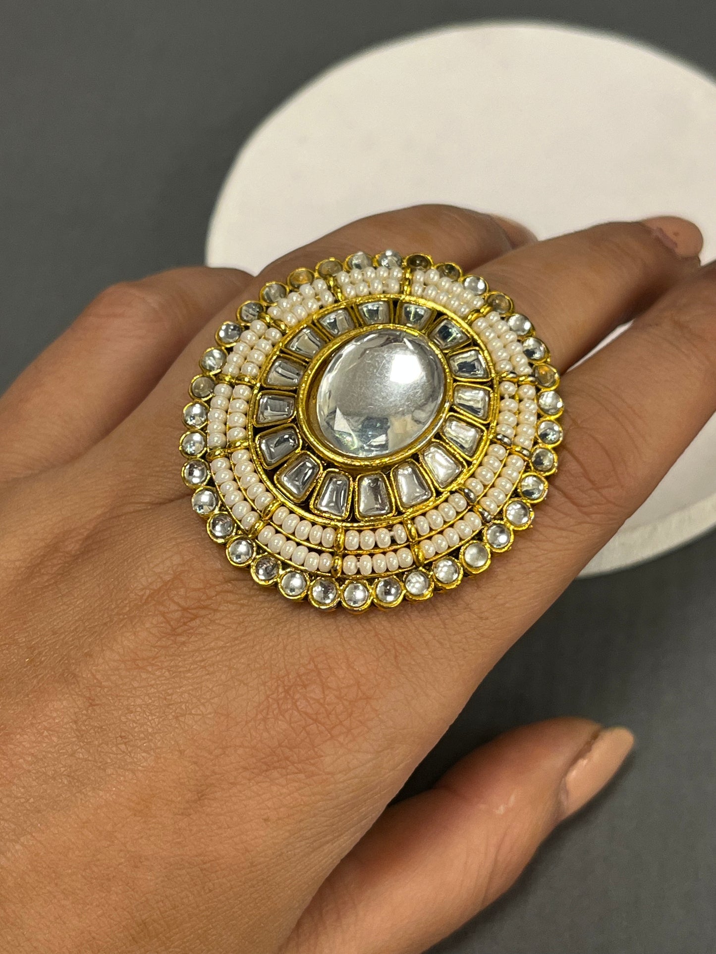 All kundan ring