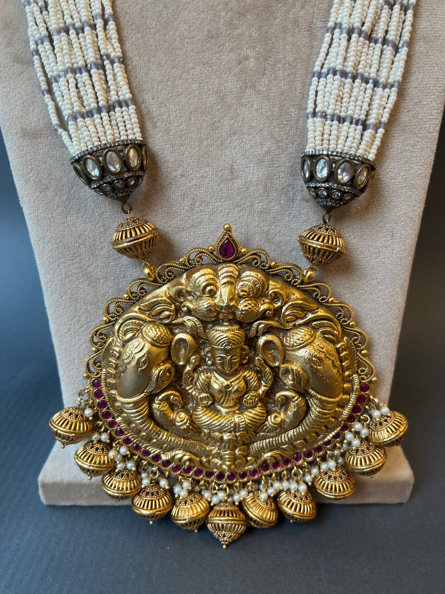 Royal temple set