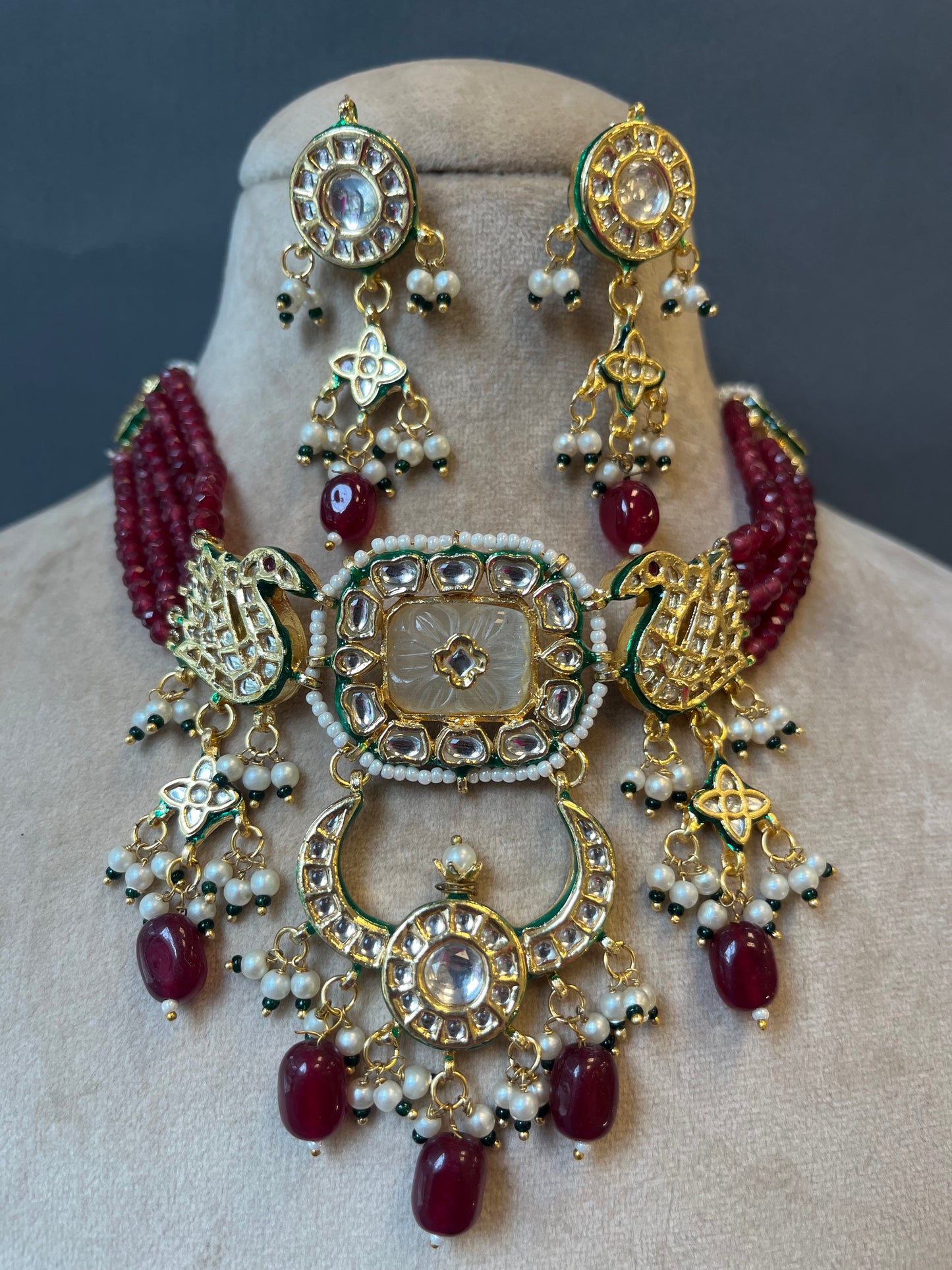 Kundan choker set