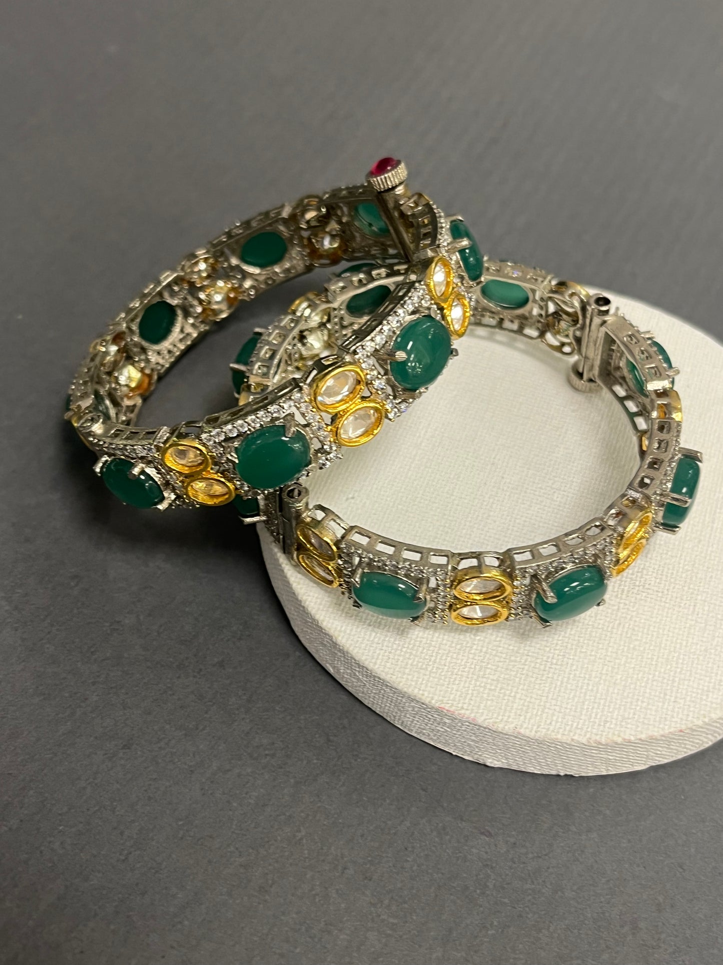 Green polki bangles