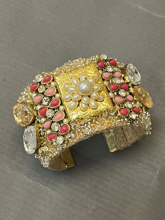 Trendy summer Cuff
