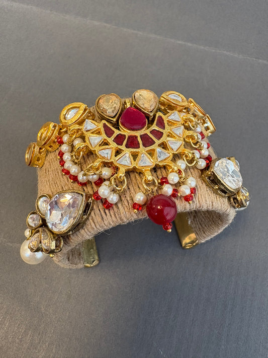 Wedding special cuff