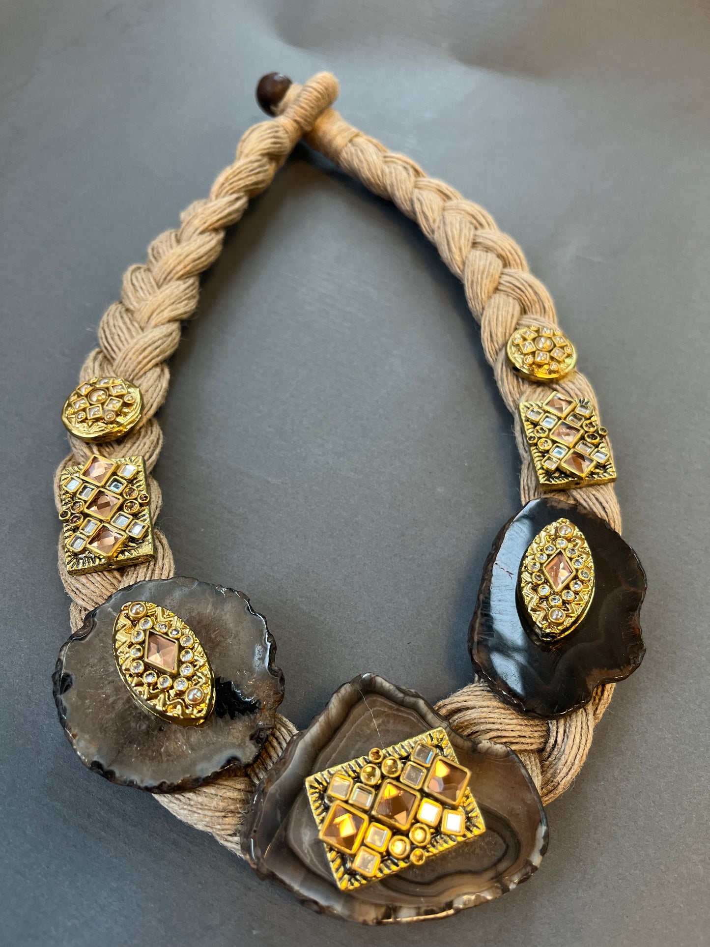 Aiget Black Jute Necklace