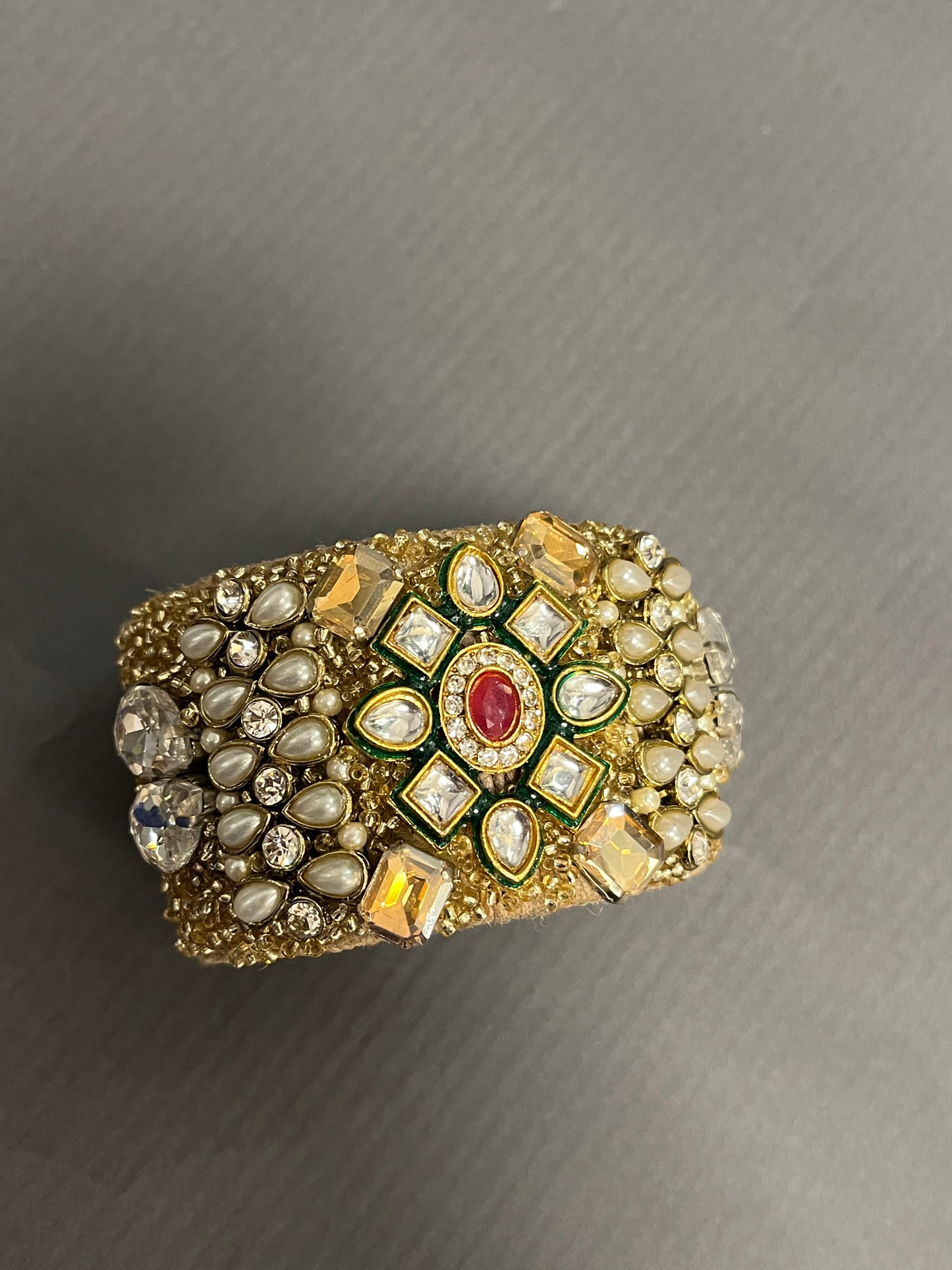 Kundan cuff