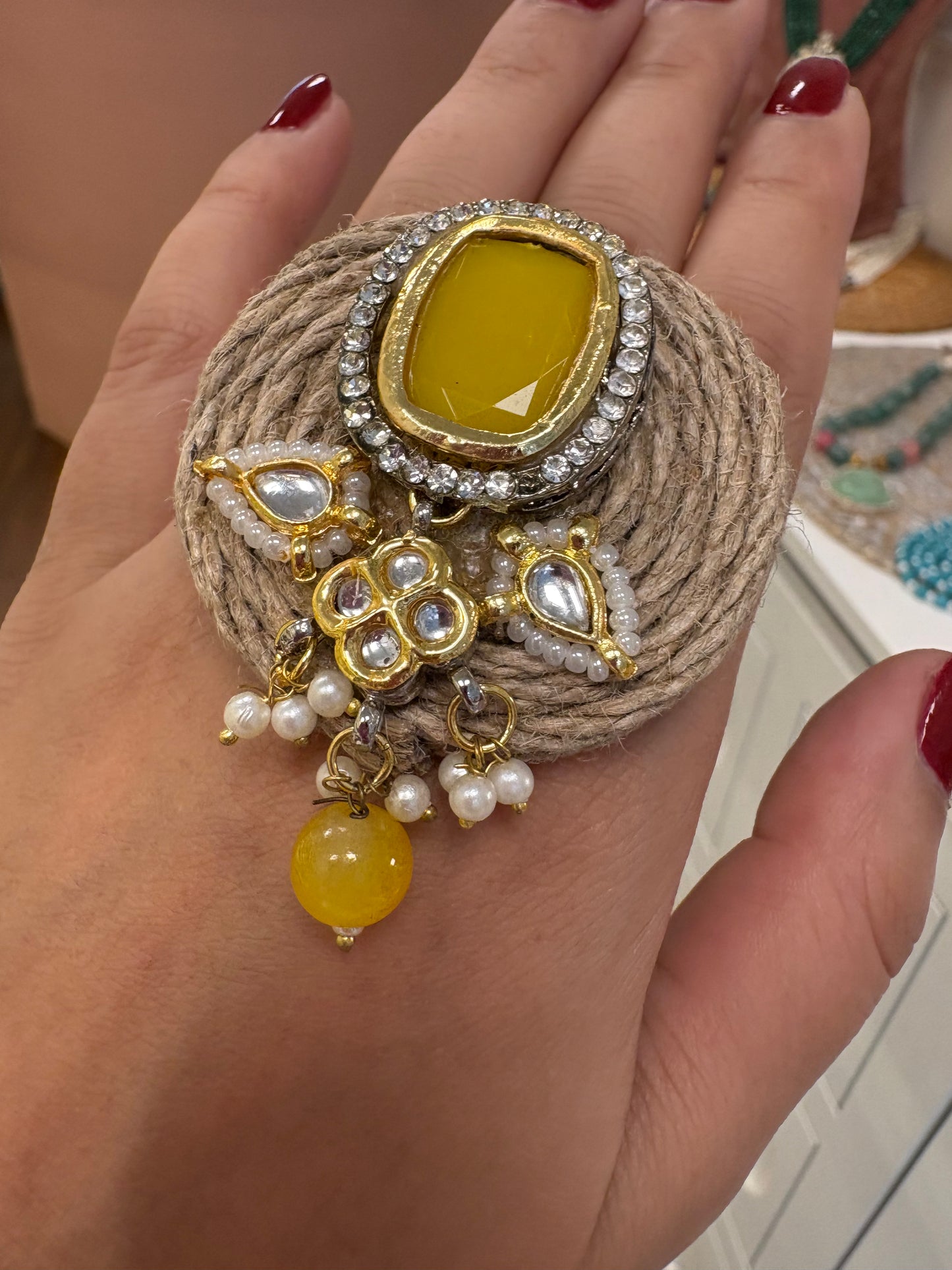 Yellow stone jute ring